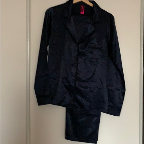 NWOT La Senza SILK Pajama Set NAVY XS - Picture 1 of 8